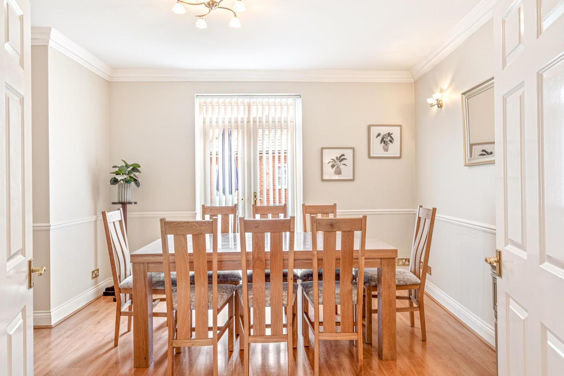Olive Tale Villa Henley-on-Thames ภายนอก รูปภาพ