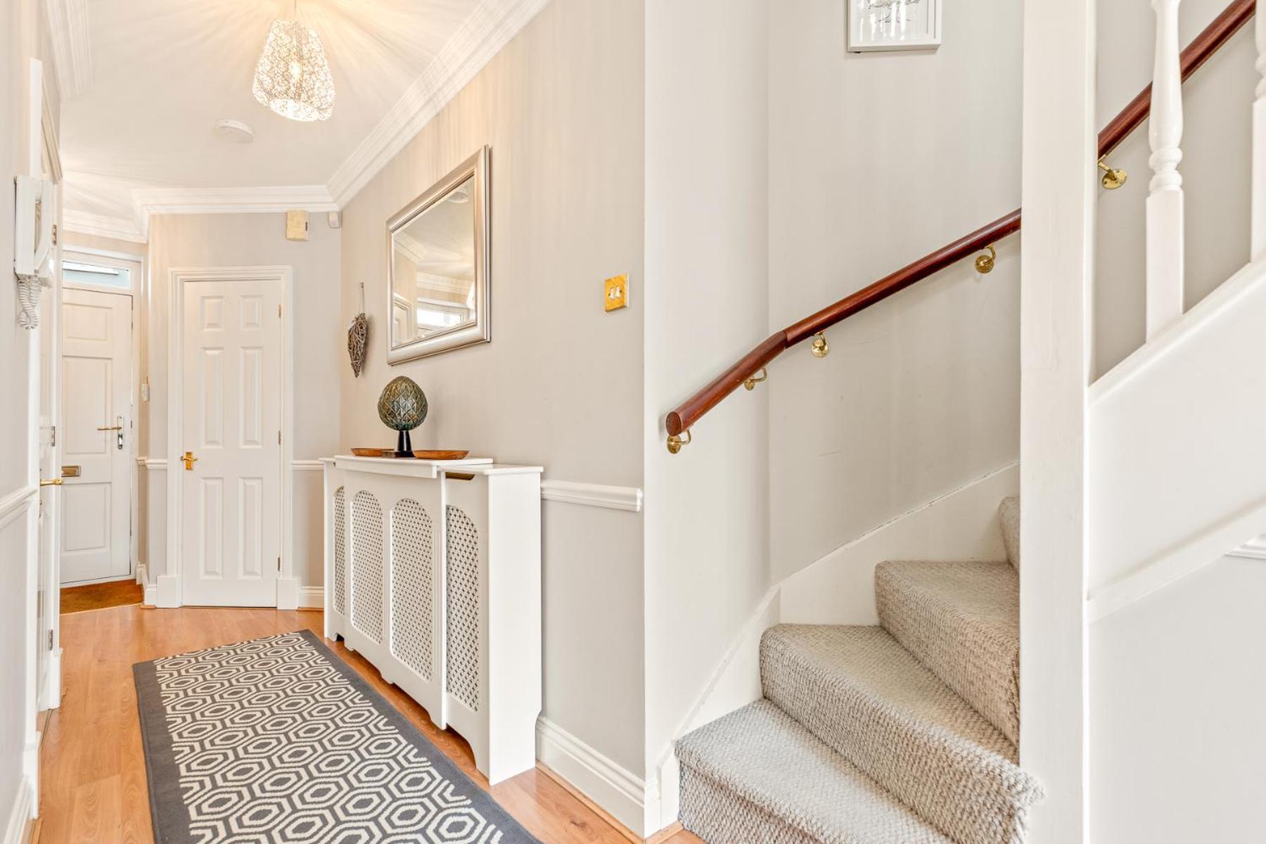 Olive Tale Villa Henley-on-Thames ภายนอก รูปภาพ