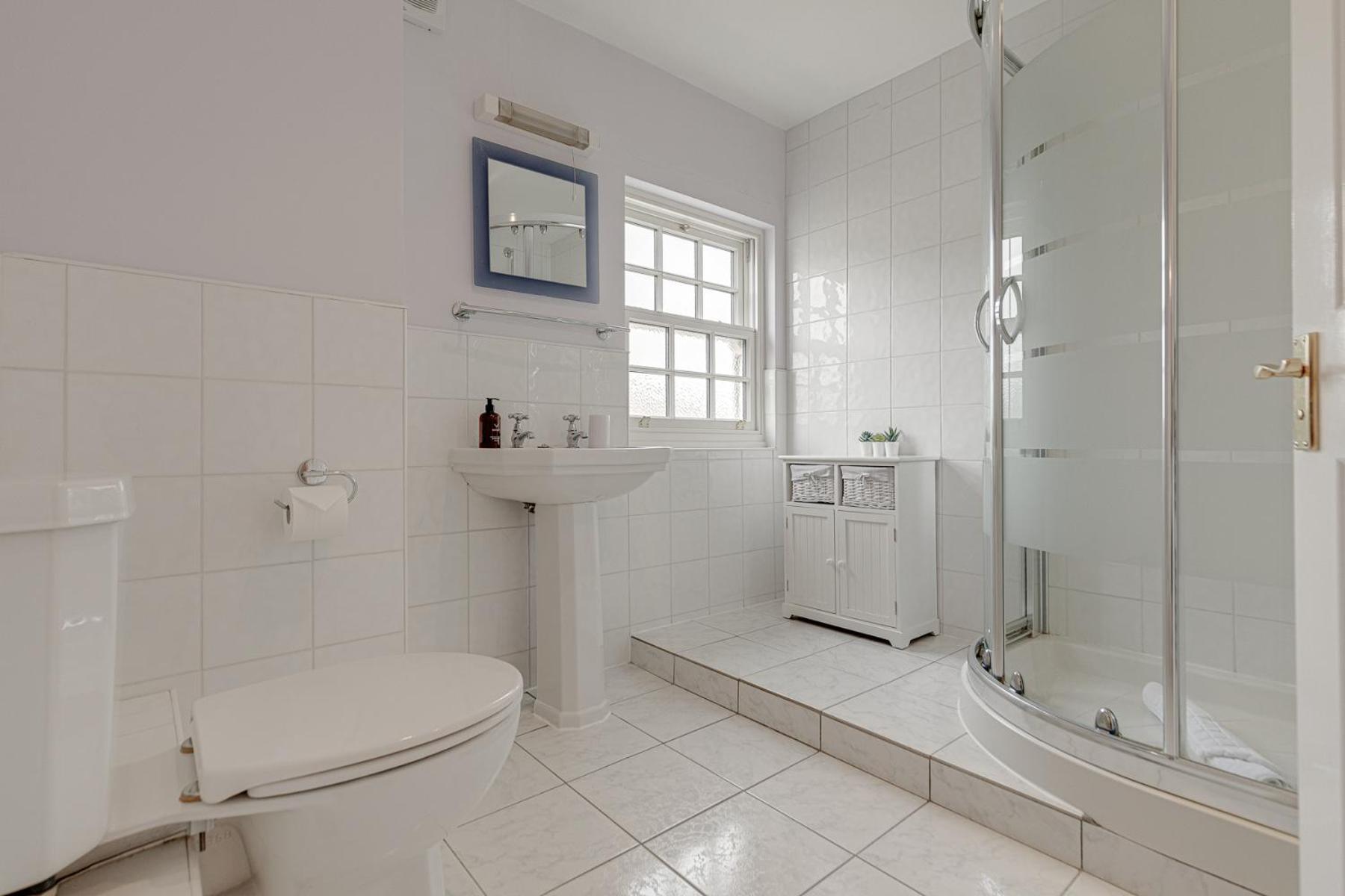 Olive Tale Villa Henley-on-Thames ภายนอก รูปภาพ